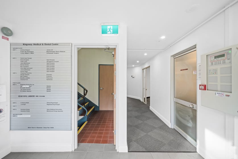 Click to view all images 1/729 Pittwater Road Dee Why NSW 2099 - Image 3