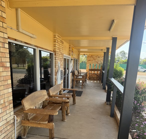 Click to view all images 16 - 18 Roma Street Yuleba QLD 4427 - Image 3