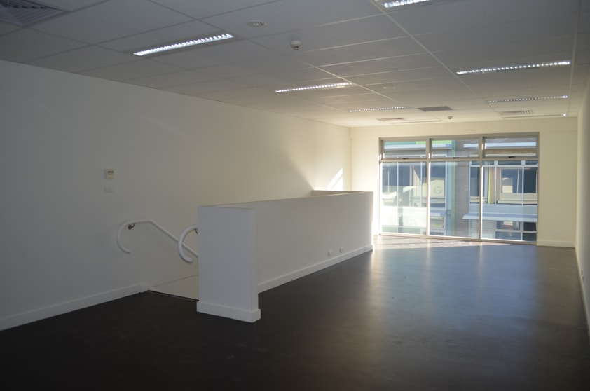 Click to view all images 14/27 Yallourn Steet Fyshwick ACT 2609 - Image 2
