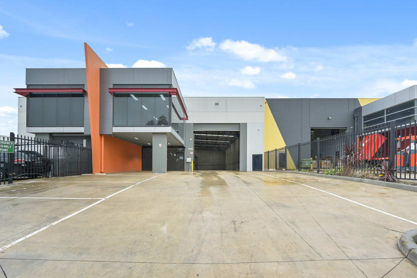 Click to view all images 5A Burnett Street Somerton VIC 3062 - Image 3