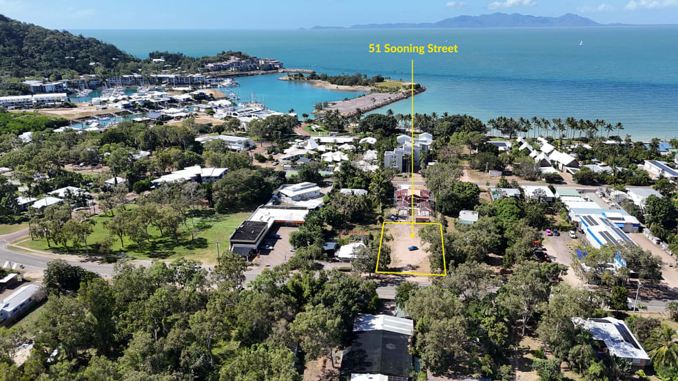 Click to view all images 51 Sooning Street Nelly Bay QLD 4819 - Image 1