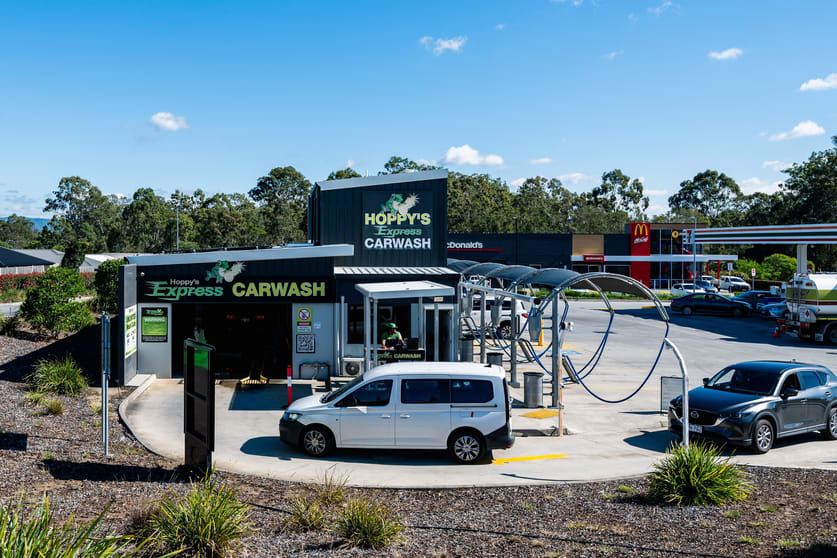 Click to view all images 197 Graham Road Morayfield QLD 4506 - Image 2