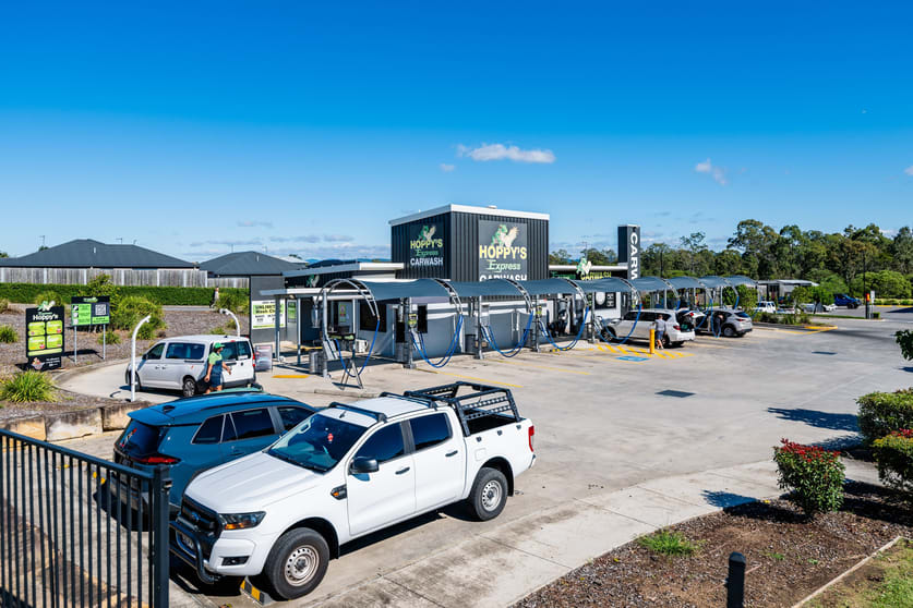 Click to view all images 197 Graham Road Morayfield QLD 4506 - Image 3