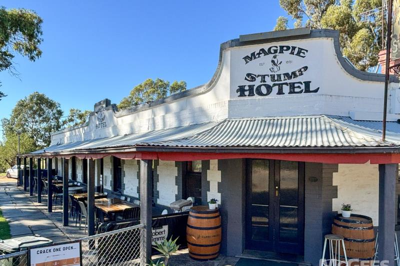 Click to view all images 49 Wakefield Street Mintaro SA 5415 - Image 2