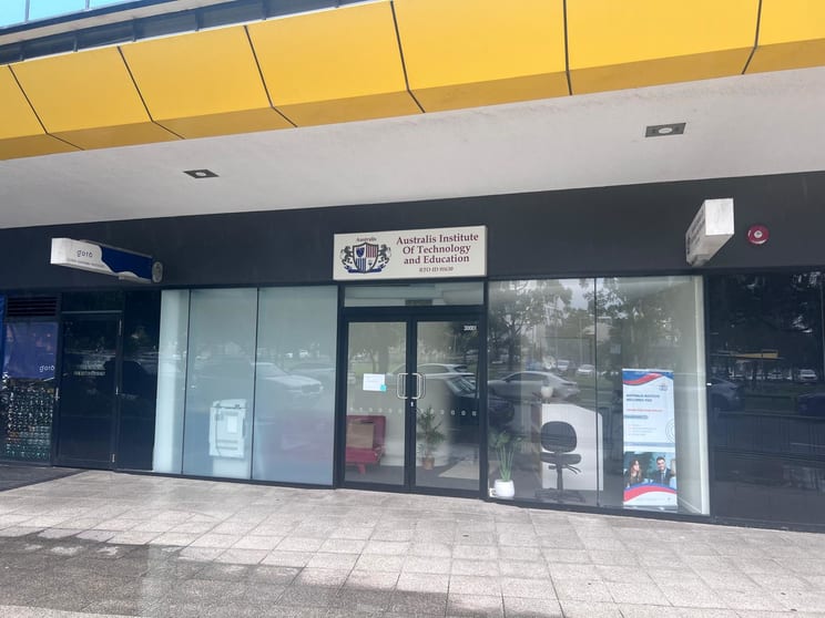 3001/27 Garden Street Southport QLD 4215 - Image 2