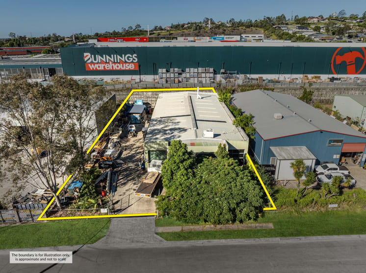 Click to view all images 10 Pease Court Bethania QLD 4205 - Image 3