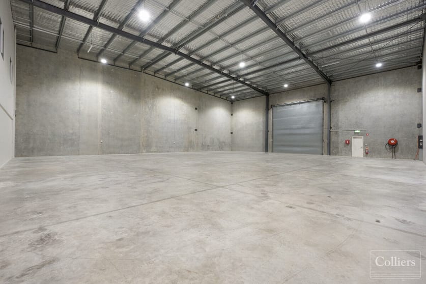 Click to view all images 8/547 Woolcock Street Mount Louisa QLD 4814 - Image 2