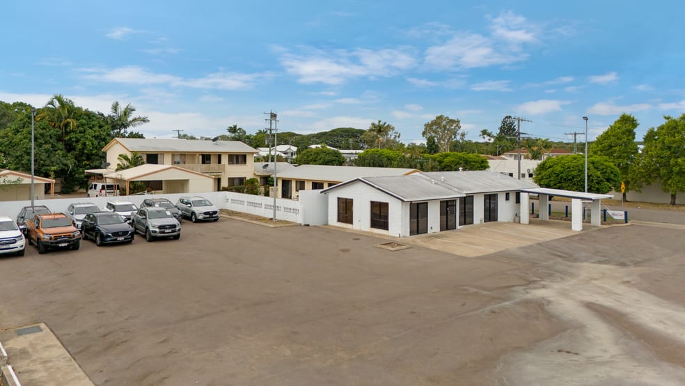 28-34 Bowen Road Hermit Park QLD 4812 - Image 2