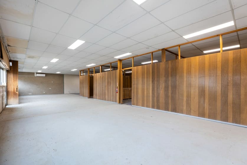 Click to view all images 37 Duffy Street & 87 Houston Street Epping VIC 3076 - Image 5