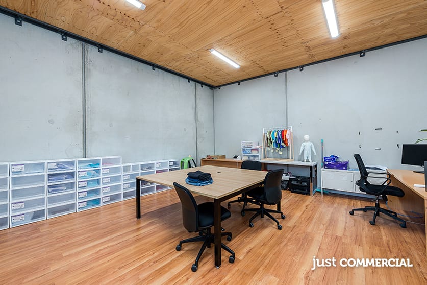 Click to view all images 43/6-14 Wells Road Oakleigh VIC 3166 - Image 2