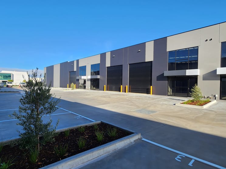 Click to view all images 23 Freeway Drive Wallan VIC 3756 - Image 3