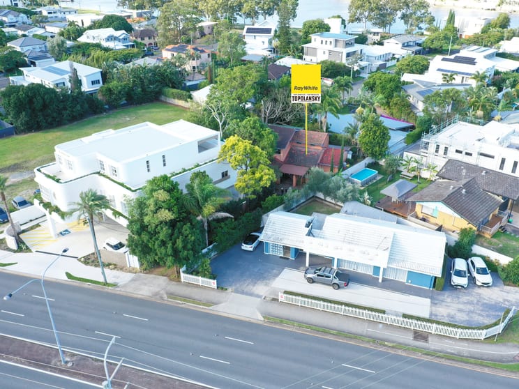 Click to view all images 280 Ferry Road Southport QLD 4215 - Image 2