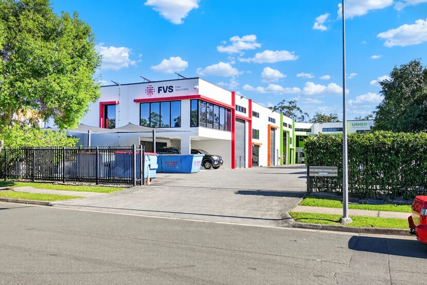 Click to view all images 4/47 Newheath Drive Arundel QLD 4214 - Image 1