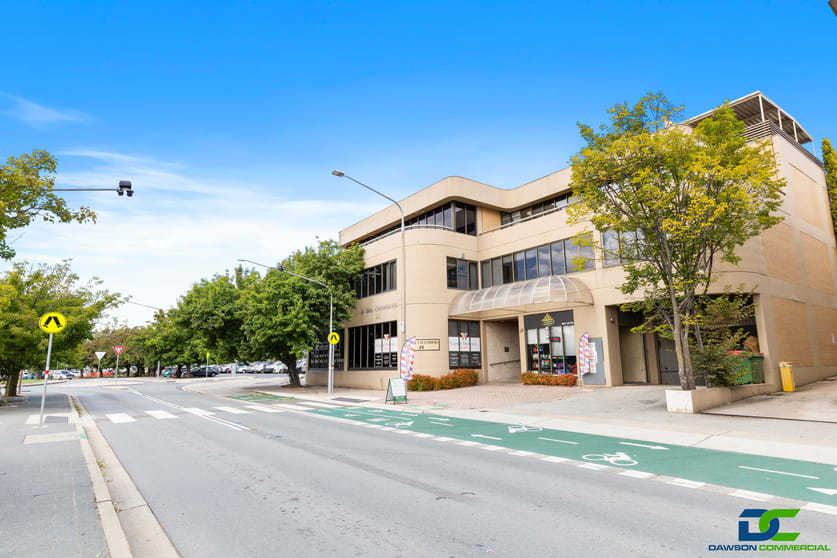 Click to view all images Unit 10/48 Corinna St Phillip ACT 2606 - Image 2