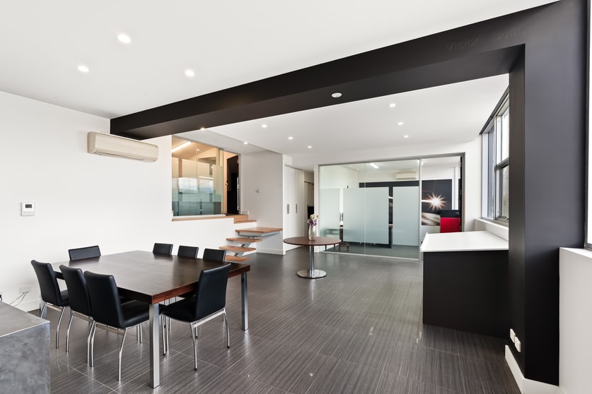 Click to view all images 145 Christmas Street Fairfield VIC 3078 - Image 3
