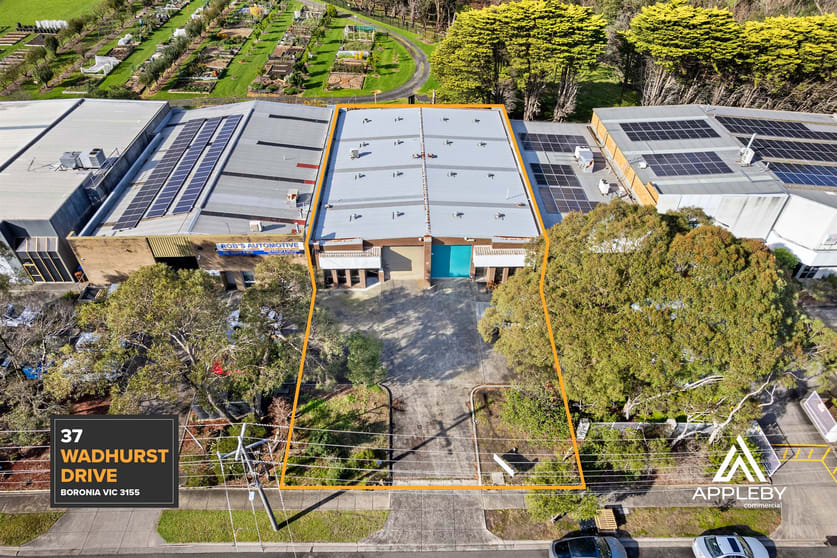 Click to view all images 37 Wadhurst Drive Boronia VIC 3155 - Image 2