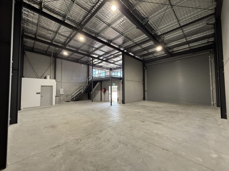 Click to view all images Unit 2/53 Wallsend Road Sandgate NSW 2304 - Image 1