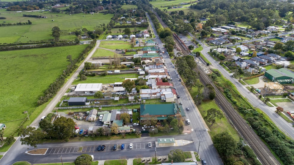 Click to view all images 53 Nar Nar Goon-Longwarry Road Garfield VIC 3814 - Image 1