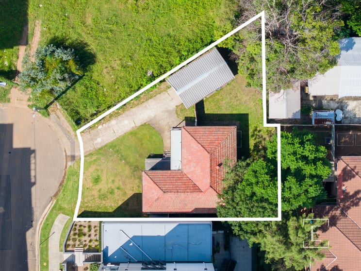 Click to view all images 5 Wayman Place Merrylands NSW 2160 - Image 3