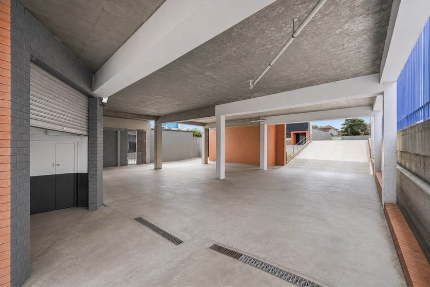 Click to view all images 1&2/31 Winbourne Road Brookvale NSW 2100 - Image 3