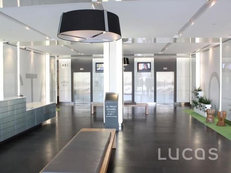 Click to view all images 1405/401 Docklands Drive Docklands VIC 3008 - Image 3