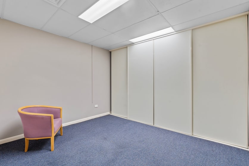 7&8/4 Fremantle Street Burleigh Heads QLD 4220 - Image 3