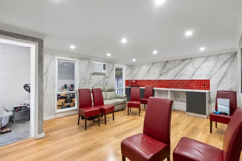 Click to view all images 21 High Street Kippa-ring QLD 4021 - Image 3