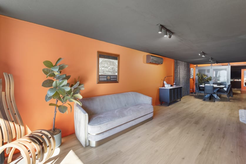 8 Pacific Avenue Miami QLD 4220 - Image 4