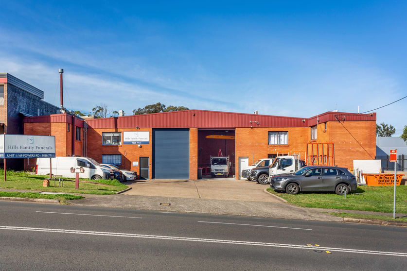 Click to view all images Unit 1/69 Powers Road Seven Hills NSW 2147 - Image 1