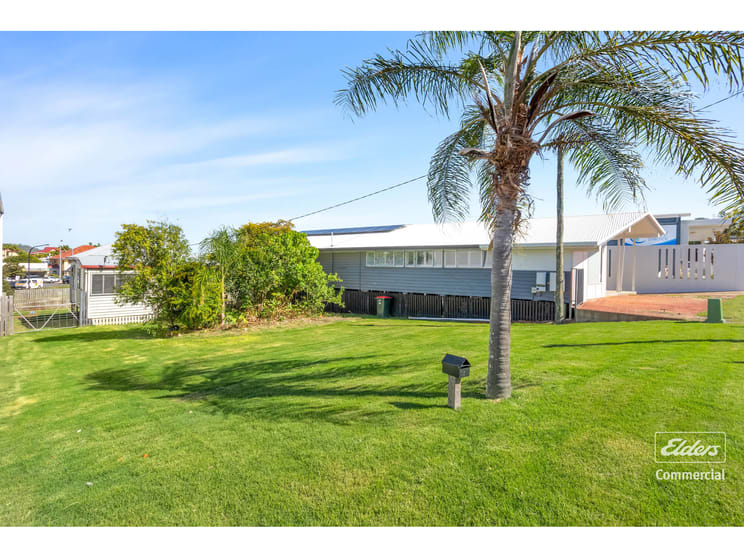 Click to view all images 44 Normanby Street Yeppoon QLD 4703 - Image 3