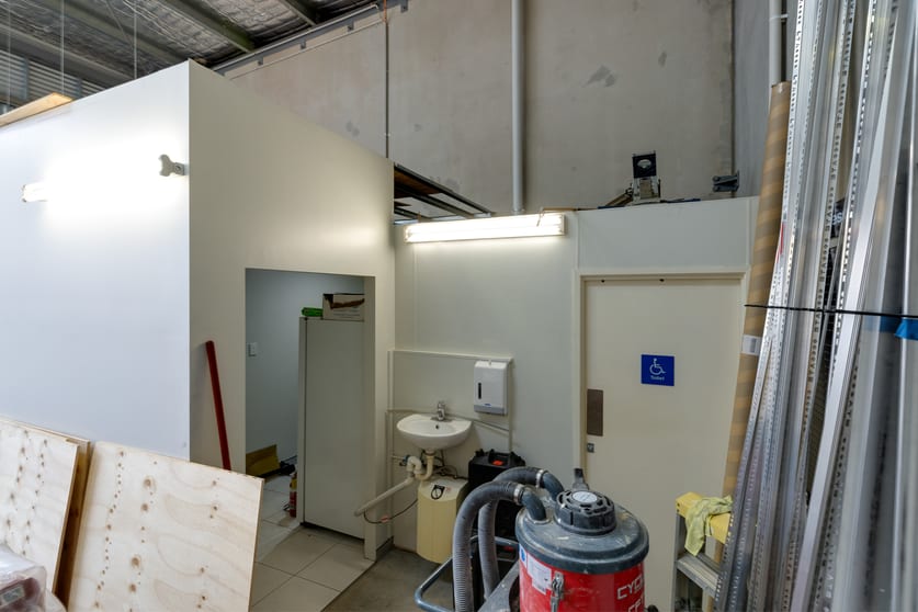 Click to view all images 3/10 Tombo Street Capalaba QLD 4157 - Image 3
