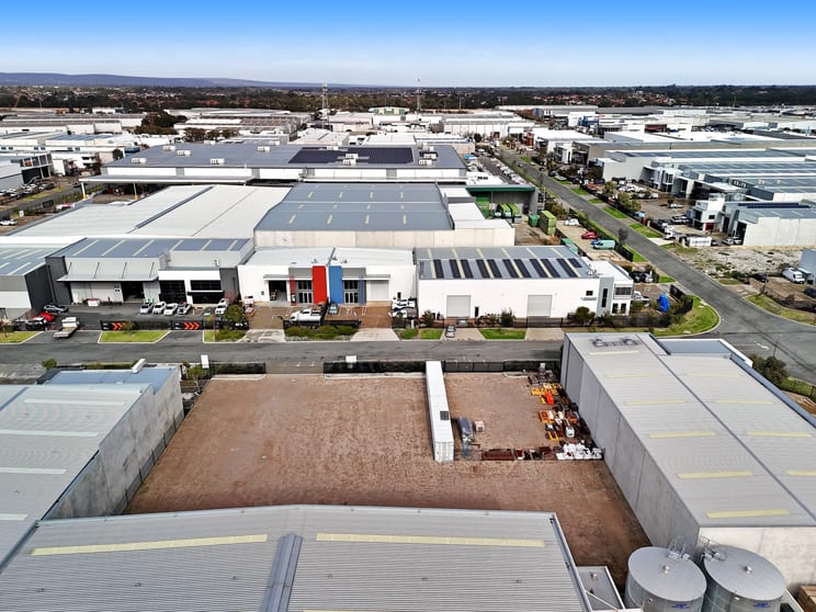 21 Brewer Road Canning Vale WA 6155 - Image 3