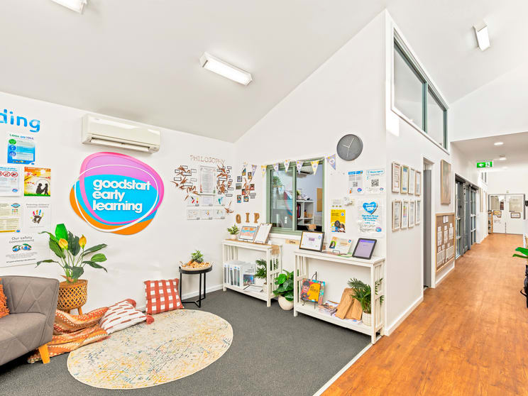 Click to view all images 86 Beach Road Torquay VIC 3228 - Image 2