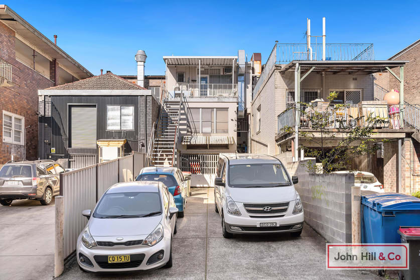 Click to view all images 76 Yarrara Road Pennant Hills NSW 2120 - Image 3