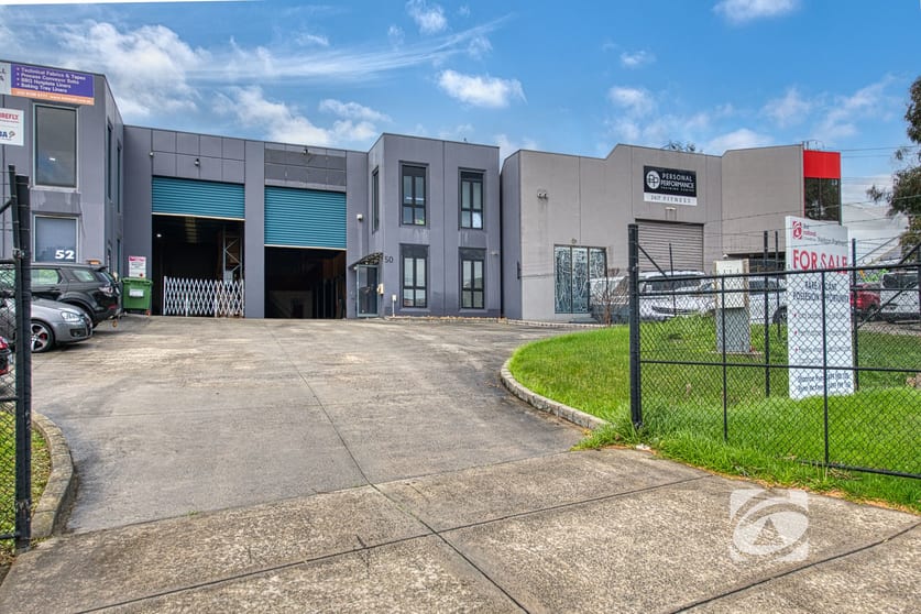 Click to view all images 50 Intrepid Street Berwick VIC 3806 - Image 1