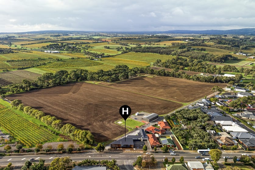 Click to view all images 268 Main Road Mclaren Vale SA 5171 - Image 2