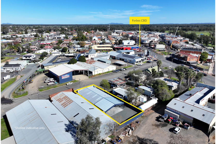 Click to view all images 9 Rankin Street Forbes NSW 2871 - Image 3