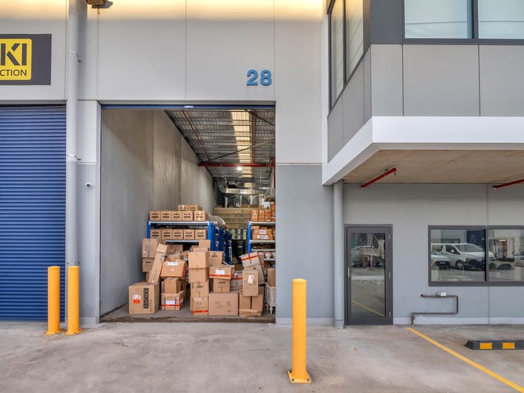 Click to view all images 27&28/13-15 Baker Street Banksmeadow NSW 2019 - Image 3