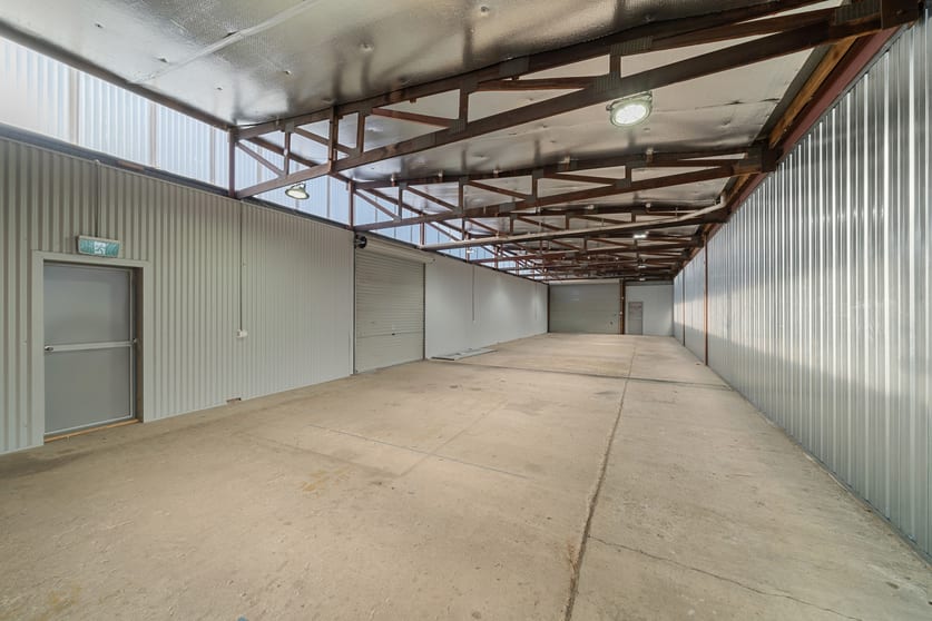 Click to view all images 2C/15 Sheppard, Street Hume ACT 2620 - Image 2