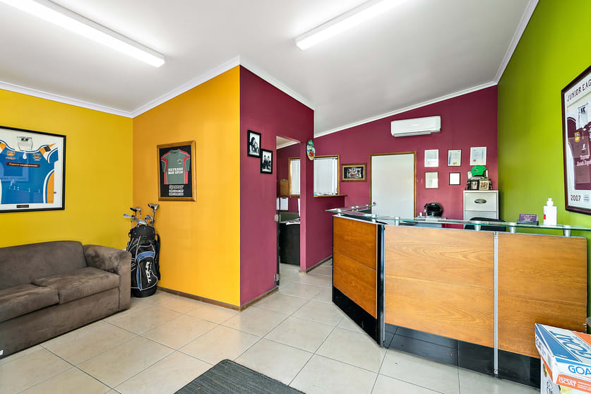Click to view all images 14 Industrial Road Oak Flats NSW 2529 - Image 2