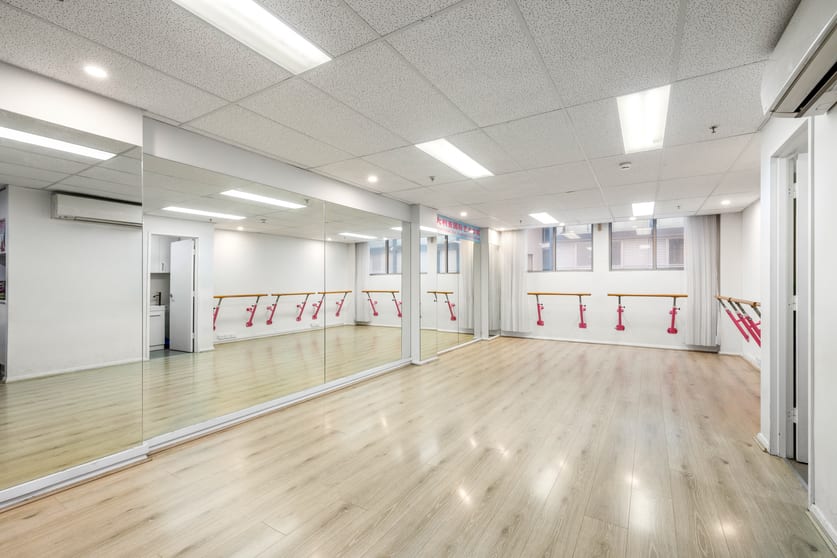 Click to view all images 107/545-553 Pacific Highway St Leonards NSW 2065 - Image 2