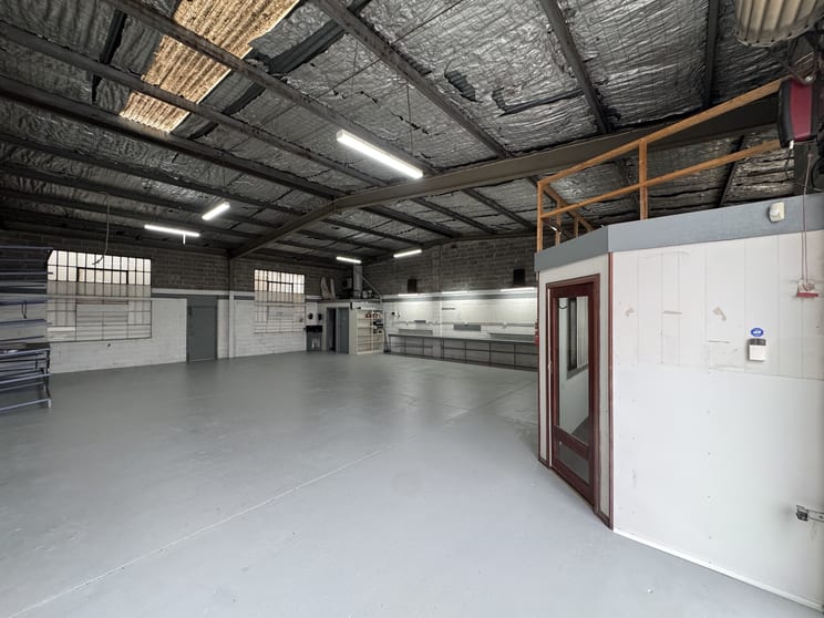 Click to view all images 4/15 Kearney Street Bayswater VIC 3153 - Image 3