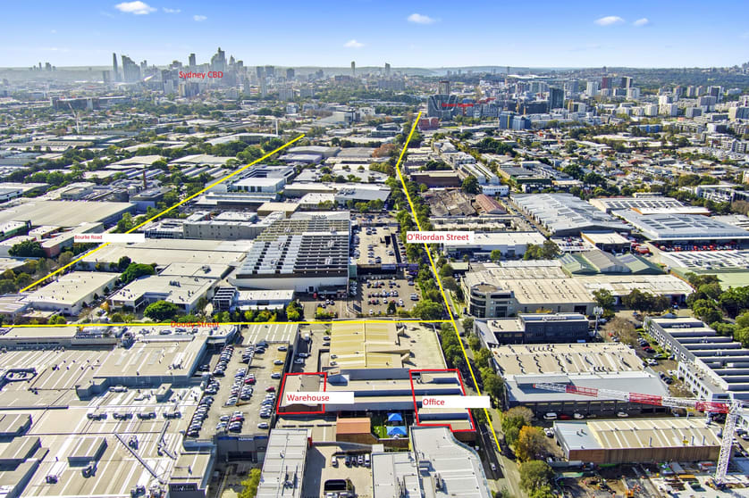 13/11 Jullian Close Banksmeadow NSW 2019 - Image 2