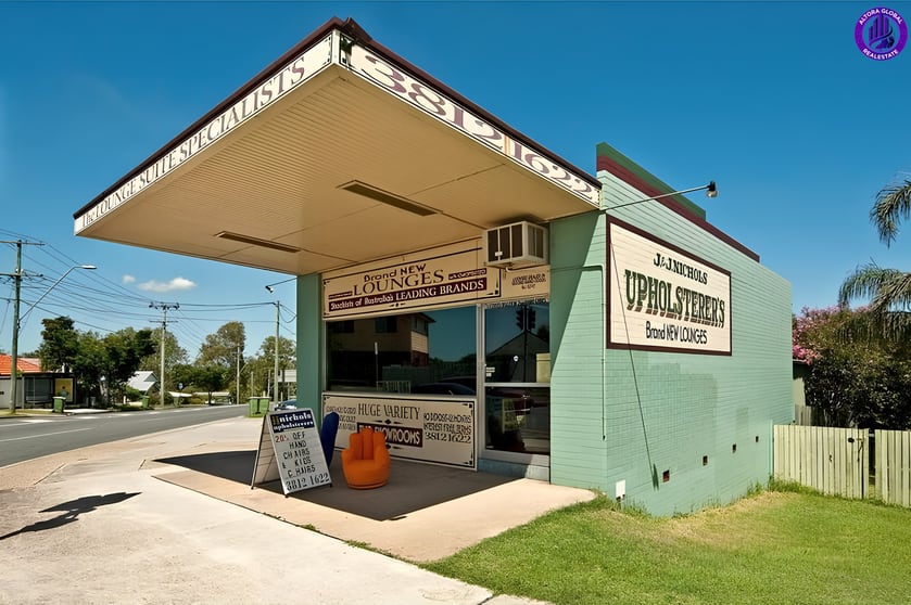 Click to view all images 42 TANTIVY STREET Tivoli QLD 4305 - Image 2