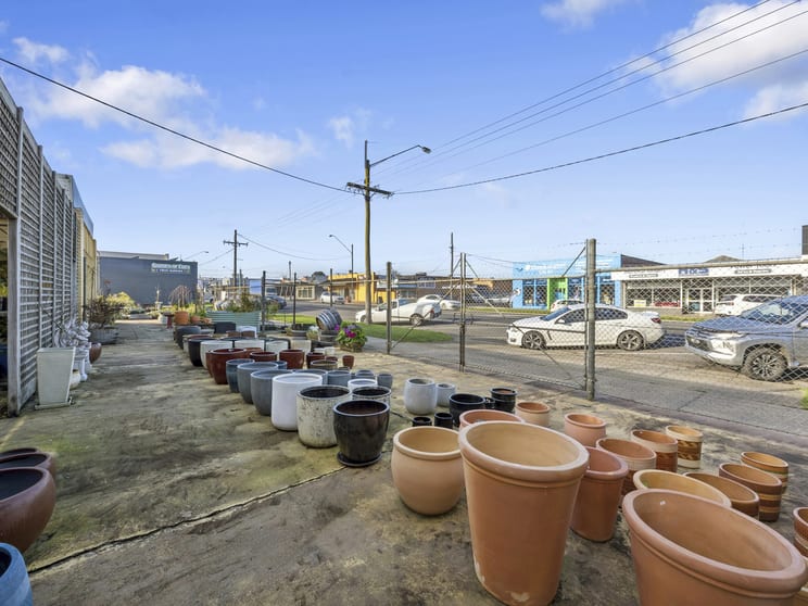 Click to view all images 321-323 Murray Street Colac VIC 3250 - Image 5