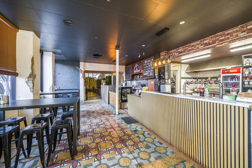 Click to view all images 100 Lake Street Northbridge WA 6003 - Image 3