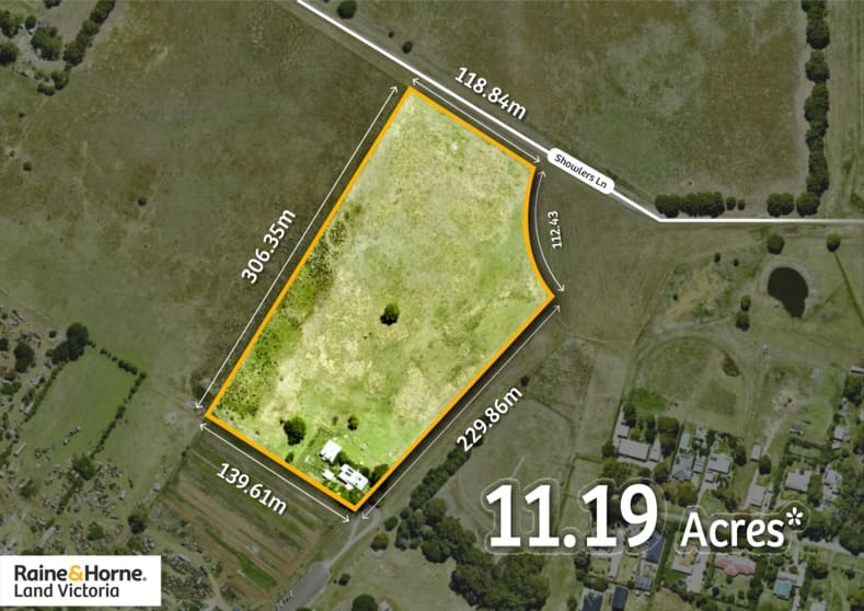Click to view all images 69 Park Street Lancefield VIC 3435 - Image 3