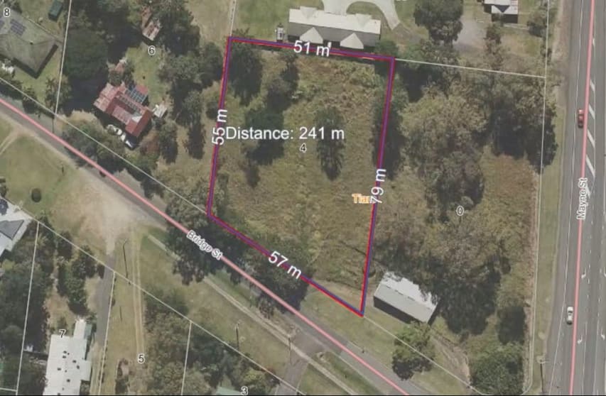 Click to view all images 4 Bridge Street Tiaro QLD 4650 - Image 2