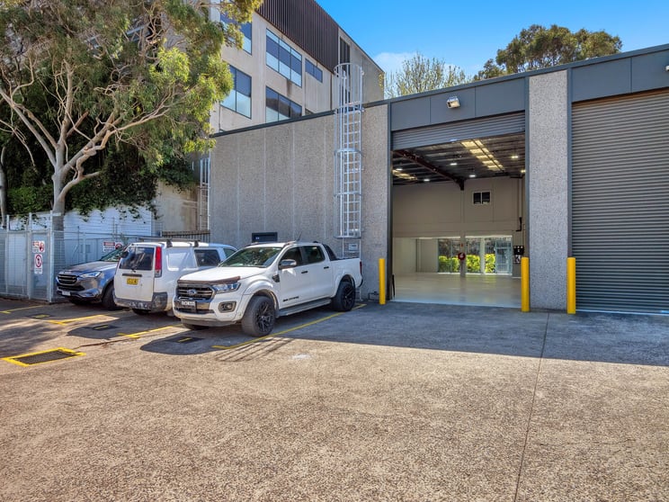Click to view all images 1/17-21 Bowden Street Alexandria NSW 2015 - Image 1