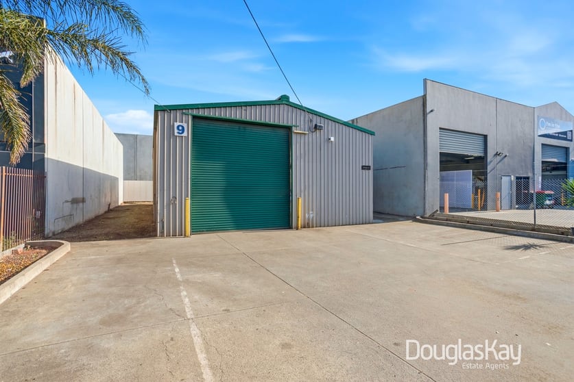 Click to view all images 9 Maida Avenue Sunshine North VIC 3020 - Image 1